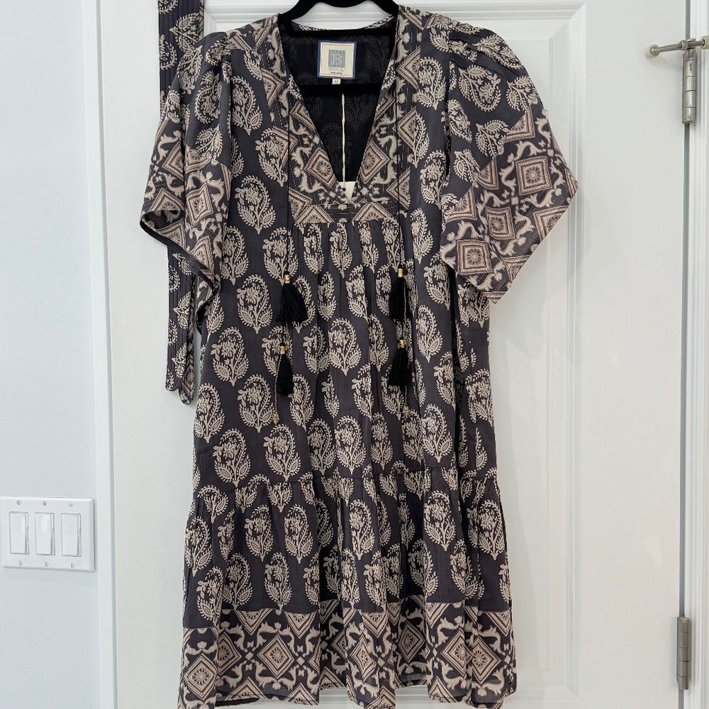 NWT Alicia Bell Kaftan Mini Dress / Cover Up - size Medium